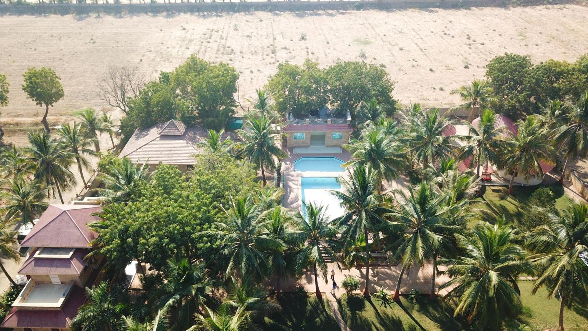 Stay Guru Resort Farm Villa Bhuj Buitenkant foto
