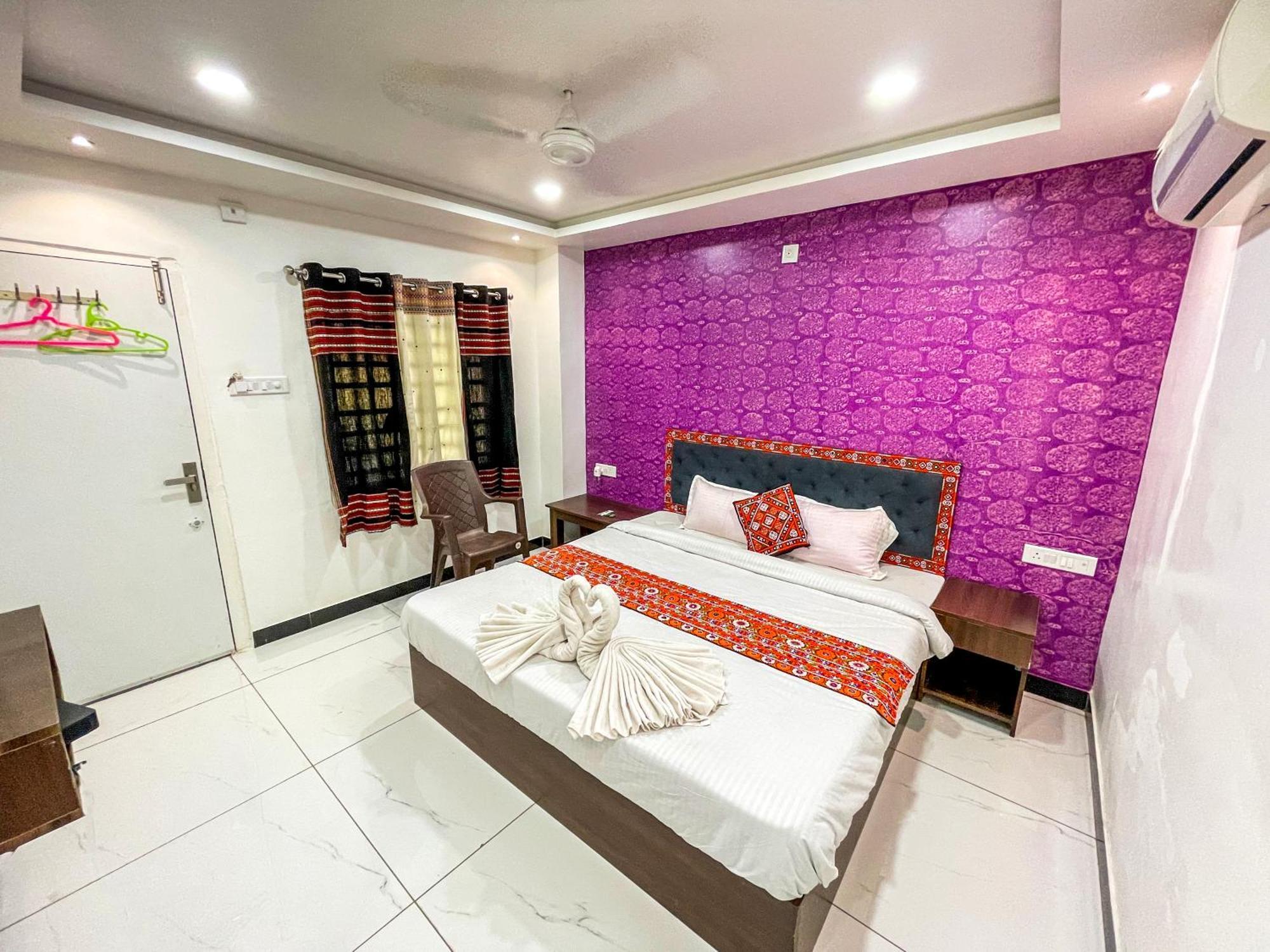 Stay Guru Resort Farm Villa Bhuj Buitenkant foto
