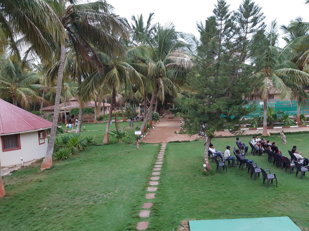 Stay Guru Resort Farm Villa Bhuj Buitenkant foto
