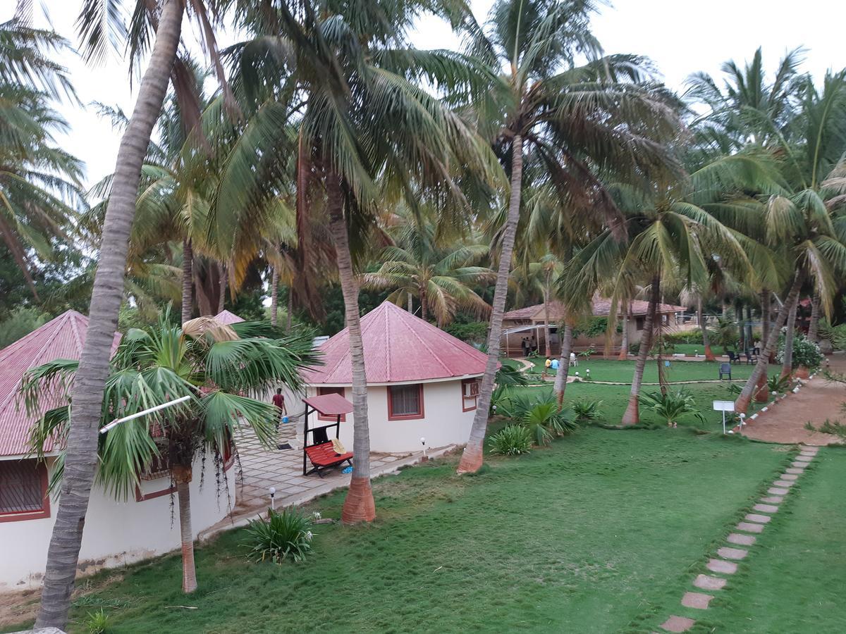 Stay Guru Resort Farm Villa Bhuj Buitenkant foto